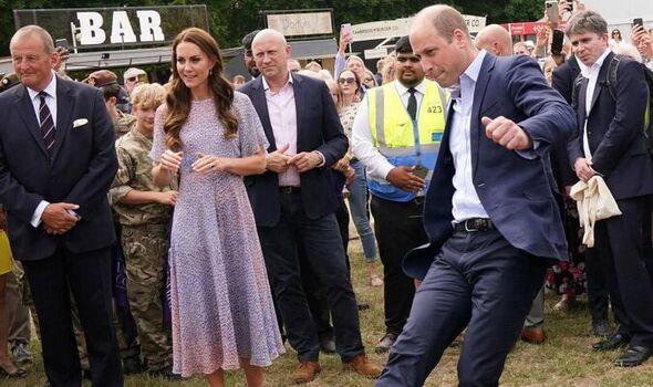 At the Jubilee celebration, Kate and William drink beer and play football.