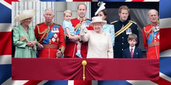 FAMILY PIC OF QUEEN ELIZABETH 2 | FEEDHOUR