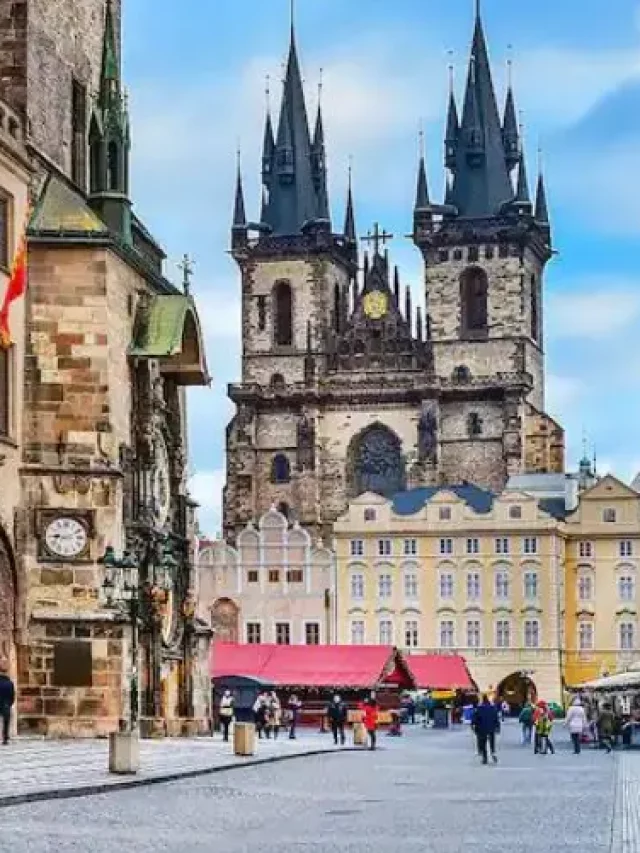 8 Best Places to Spend New Year with Your Loved Ones