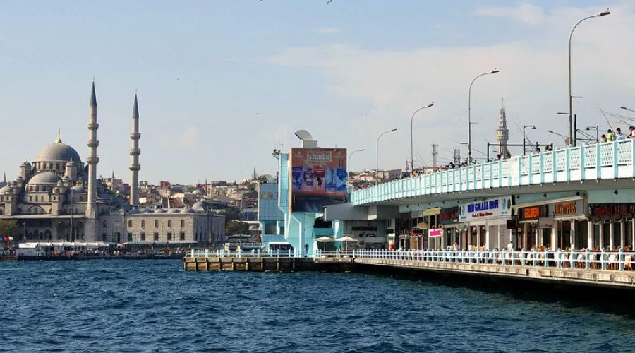 This bridge goes over the Golden Horn and connects the new part of Istanbul to the old part of Istanbul