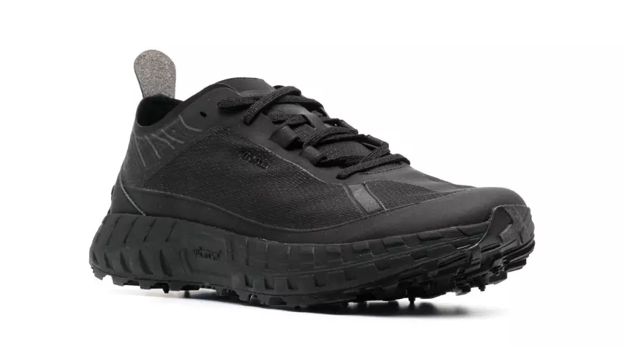 Norda 001 Stealth Black Trail Running Shoes 