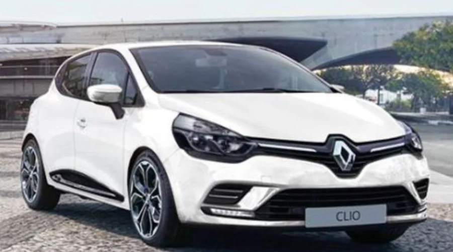 Renault Clio by Budget 