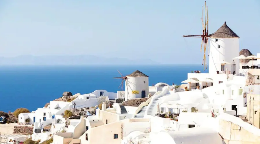 Discover the best places in Greece with Tui