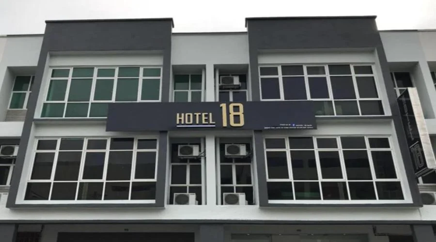 Hotel 18