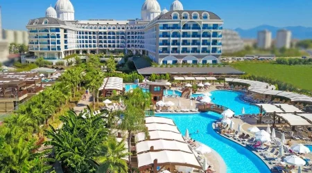 5 Best Hotels In Lara Beach For A Luxurious Stay