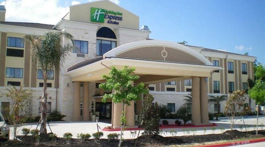 Holiday Inn Express Hotel