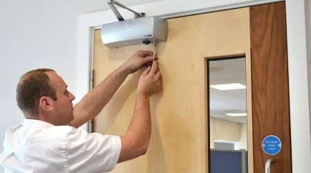 Fire Door Closers That Ensure You And Your Home’s Safety Fire Door Closers That Ensure You And Your Home’s Safety