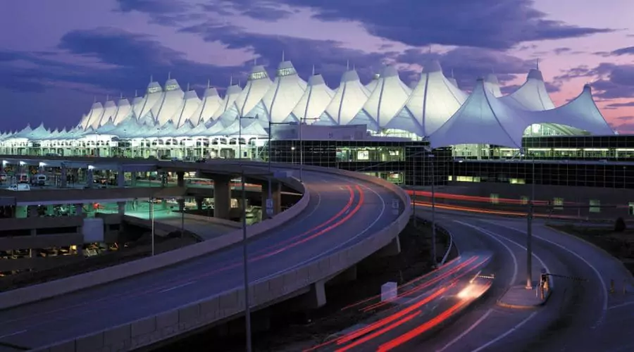 Denver International Airport (DEN) 