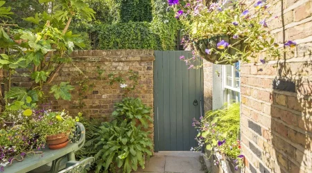 The Best 5 Beautiful Garden Gates For Your Home