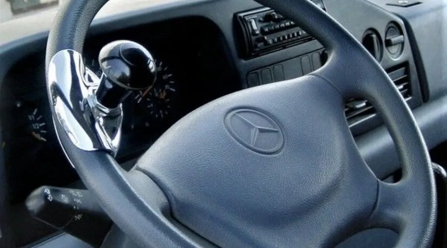 How A Steering Wheel Knob Can Improve Your Driving Experience?