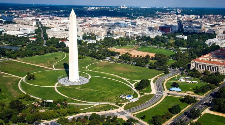 Visit the National Mall