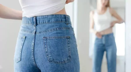 Look Cool And Stylish In Comfortable Women’s Denim Jeans