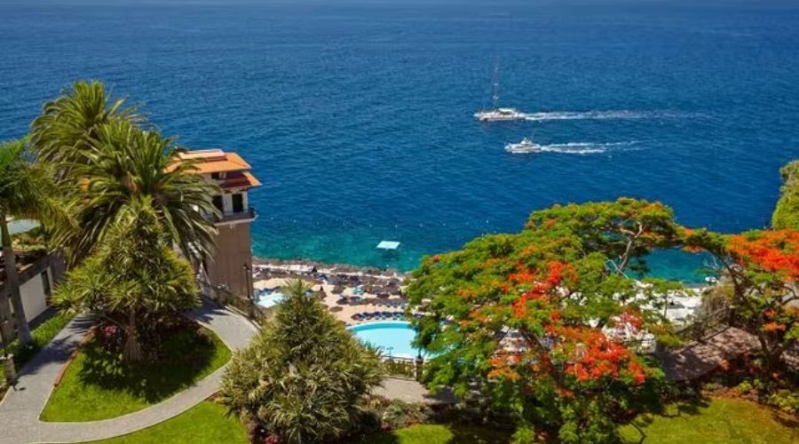5 Star seafront Funchal retreat with panoramic views & acclaimed dining