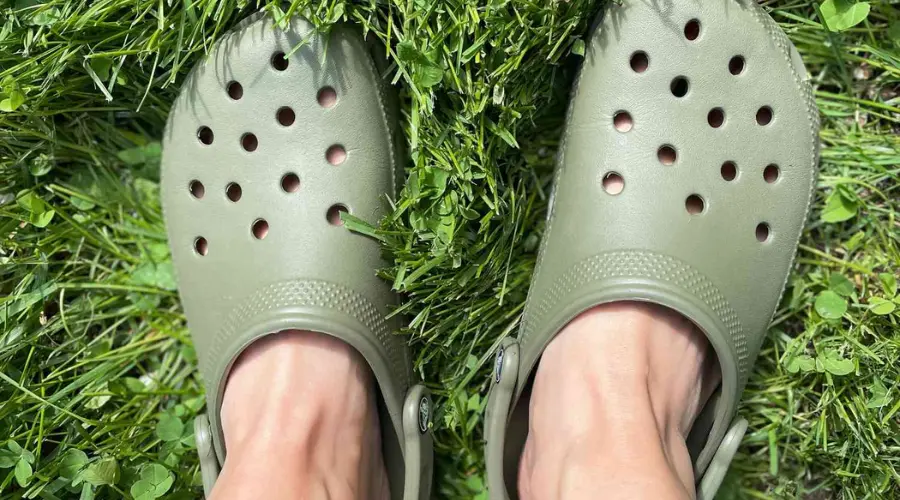 Garden Shoes For Men: How to Choose the Perfect Pair