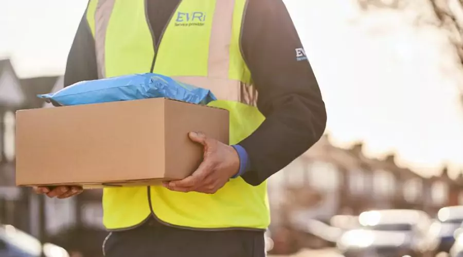 Benefits for Businesses by Evri's Weekend Courier Service
