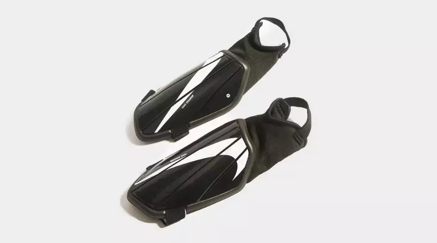 Nike Charge Shin Guards Junior