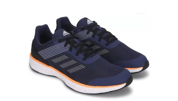A pair of blue and black tennis shoes