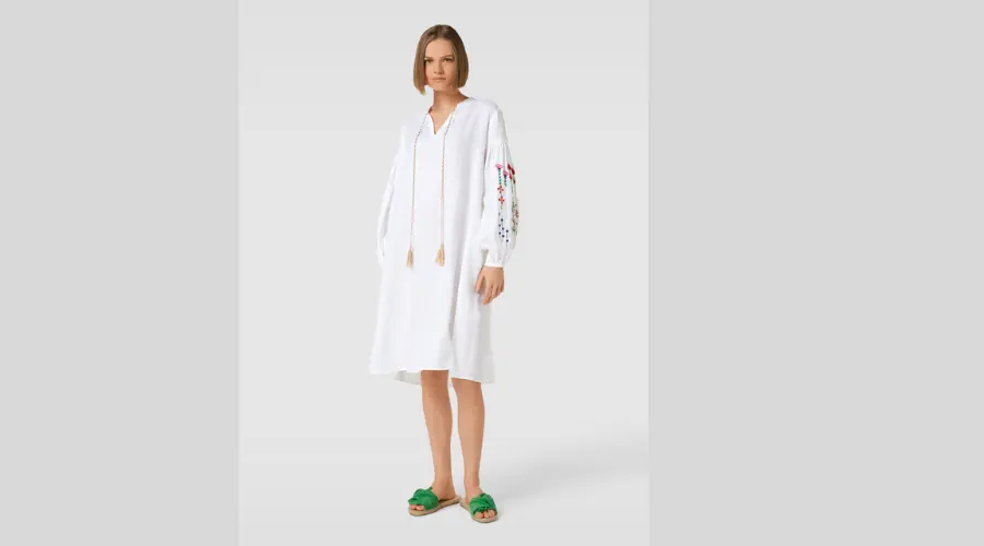 Emily Van den Bergh - Knee Length Linen Oversized Dress In White