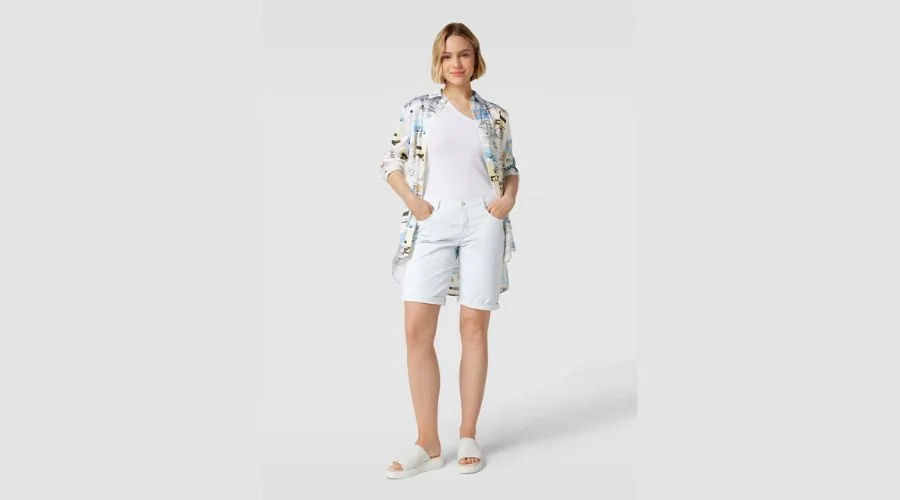 MAC Bermuda shorts with side pockets in light blue