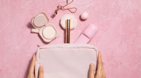 Organize Your Beauty Essentials With Stylish Makeup Bags 