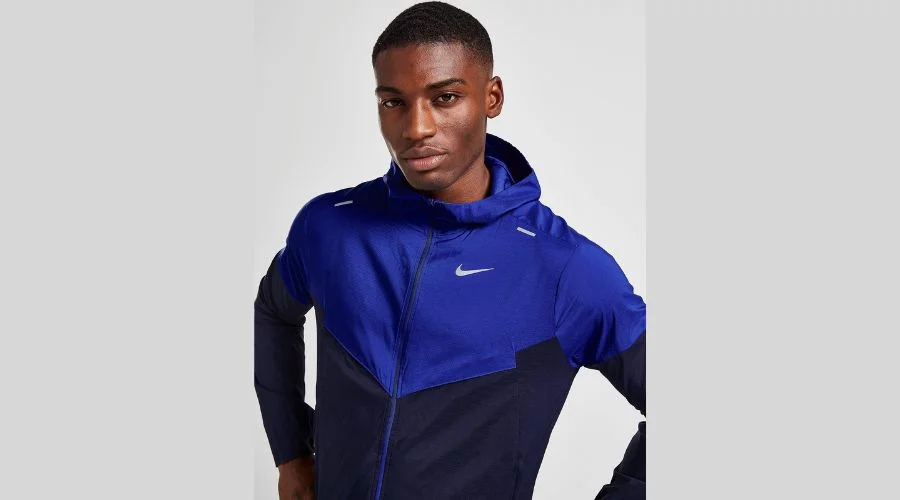 Nike Packable Lightweight Jacket 