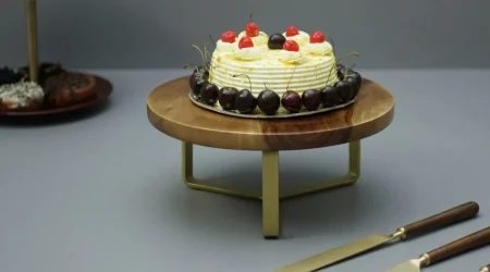 wooden cake stands