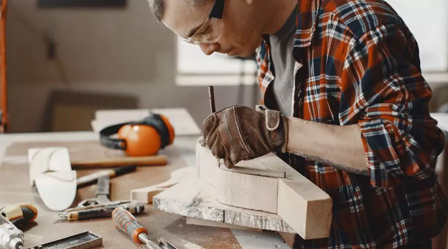 Essential Safety Measures for DIY Projects: Protecting Yourself and Your Home Essential Safety Measures for DIY Projects: Protecting Yourself and Your Home