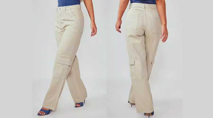 Cargo pocket baggy wide leg jeans in oatmeal from Renew