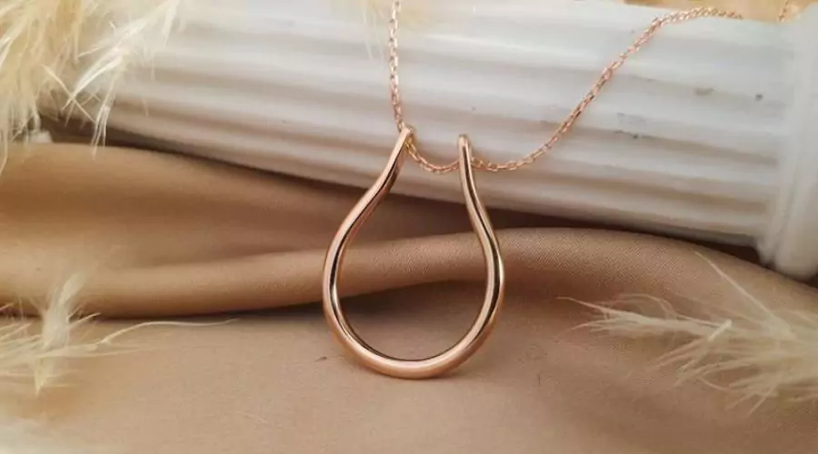 ring holder necklace