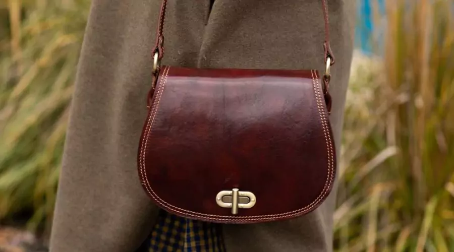 LEATHER SADDLE BAG, LEATHER CROSSY BODY BAG, LEATHER SATCHEL, WOMEN'S BAG, SHOULDER BAG, BROWN LEATHER BAG, HANDBAG, FLOTO FIRENZE