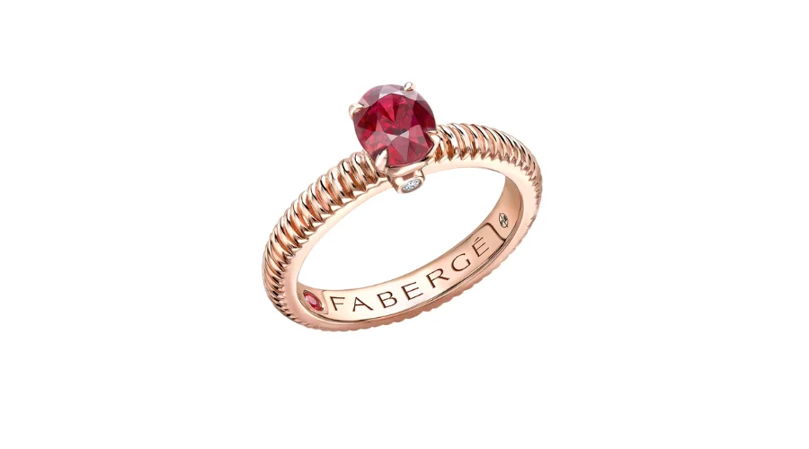 18ct rose gold ruby fluted ring