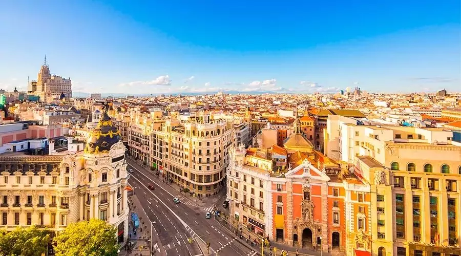Find the best deals and cheap fares on flights to Madrid