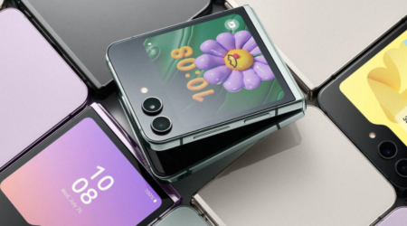 Witness The Stylish Comeback Of The Samsung Flip Phone