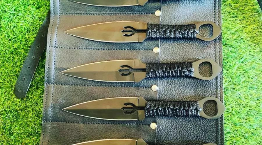 Handmade Throwing knives, A set of throwing knives, A blade with powder coating