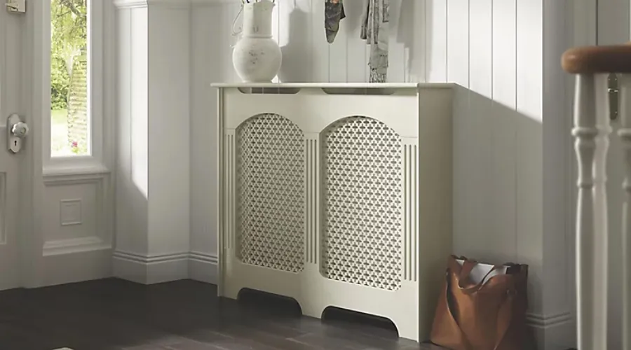 Cambridge Medium White cover