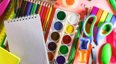 6 Decorative Christmas Cards To Try This Holiday With Kid’s Art Accessories