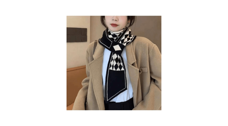 A Women's Knitted Diamond-Shaped Small Scarf For Women In Winter 