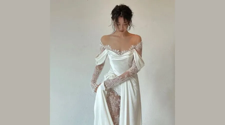 vintage wedding dress 