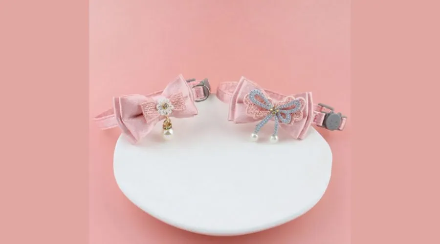 Pet Collar with Bow and Pearl Decoration