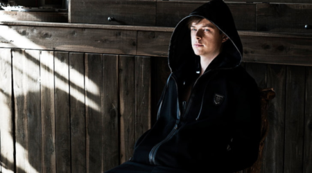 Men’s Black Zip Up Hoodie: Functional Style Staple For Year-Round Versatility
