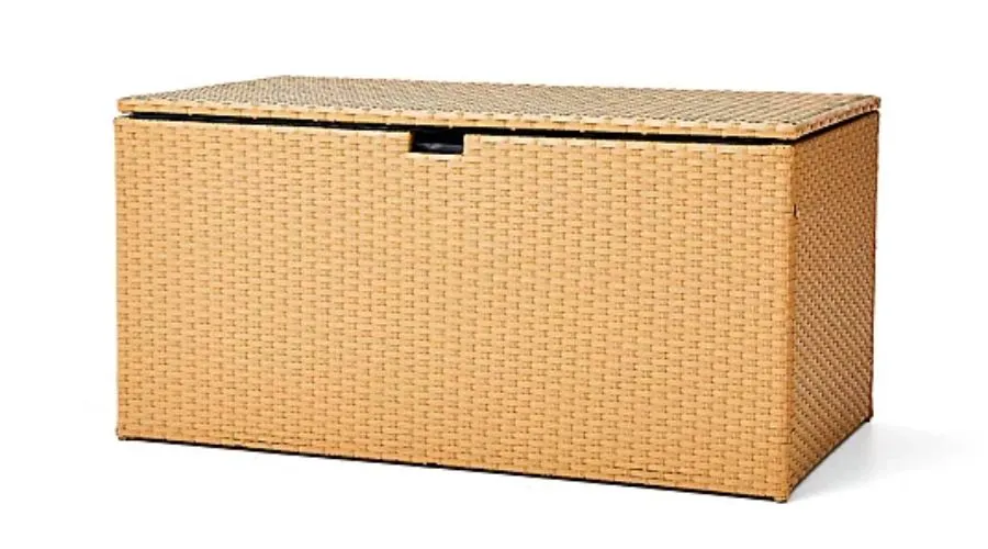 Outdoor Storage Trunk with Liner