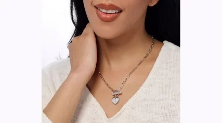 Celebrate Your Uniqueness With The Artisanal Pieces For Women’s Necklace Sets