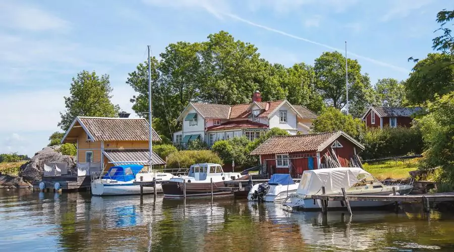 Explore the Archipelago