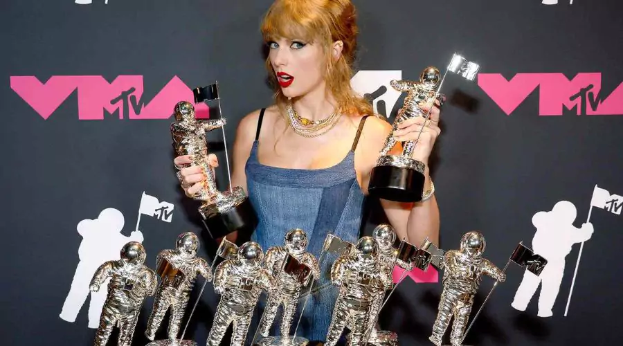How is the MTV Video Music Awards Different from Other Music Awards?